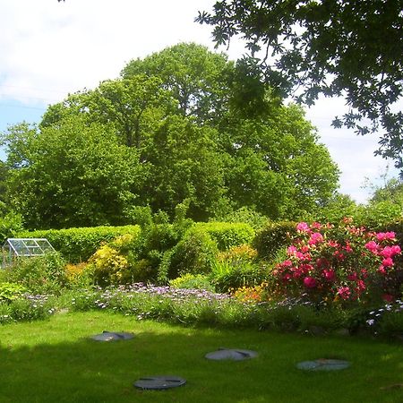 Le Boterff Gites Et Camping Saint-Mayeux Exterior foto