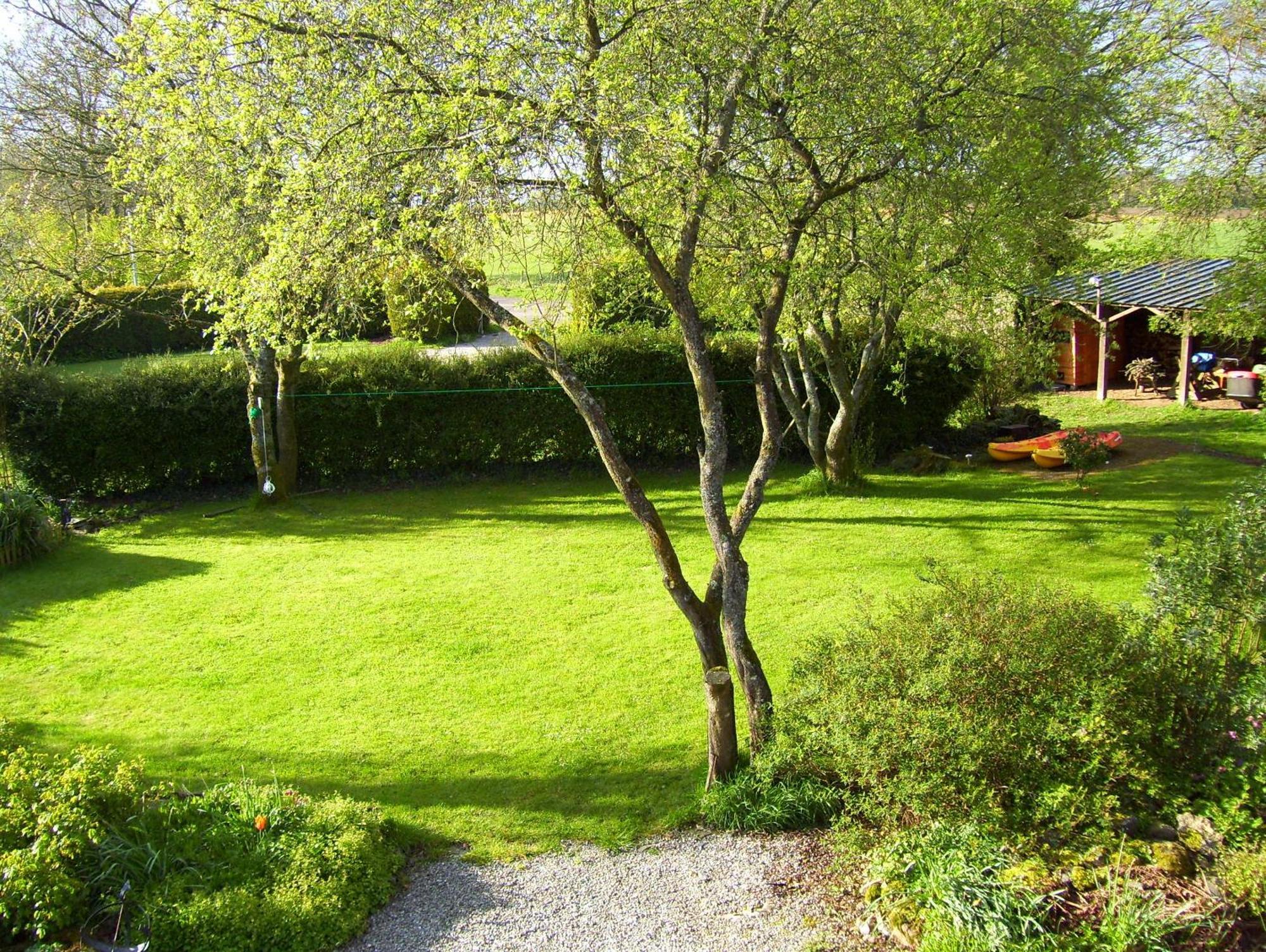 Le Boterff Gites Et Camping Saint-Mayeux Habitación foto